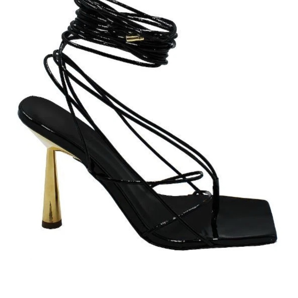 GIA BORGHINI X RHW Rosie 6 Black Short Lace Up Sandals
With BOX